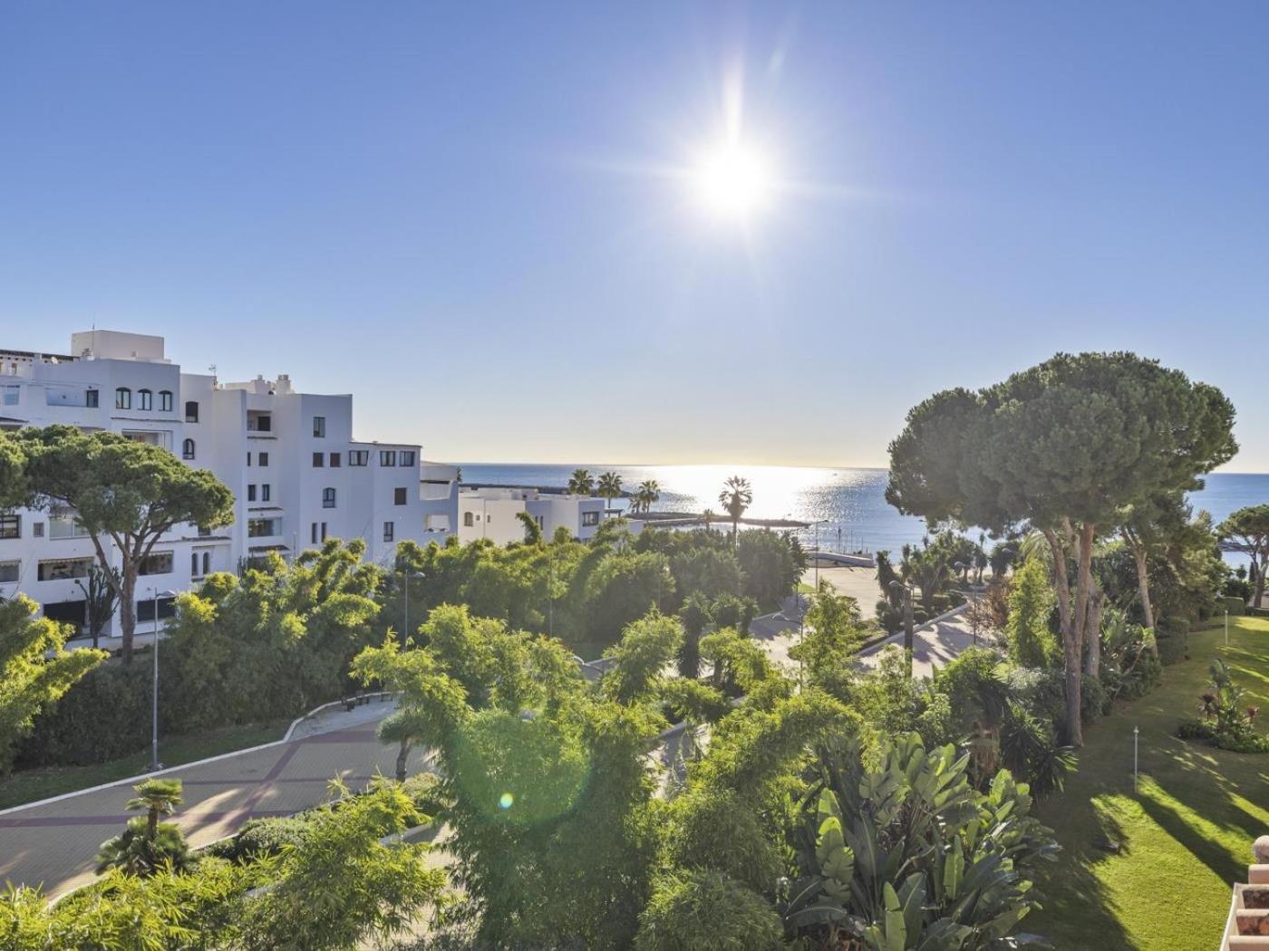 Apartment Andalucia Del Mar 10 06 Marbella